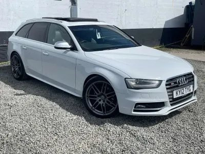 Used Audi A4 Advanced 272 HP (200 kW) 2012 White Estate