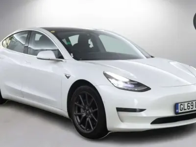 Used Tesla Model 3 Long Range AWD 366 kW (498 HP) 2019 White Sedan