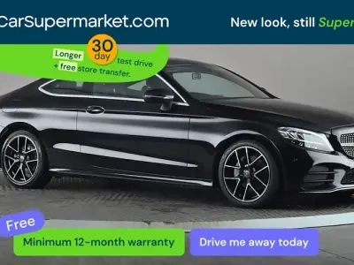 Usado Mercedes C200 AMG line 184 HP (135 kW) 2019 Preto Coupé