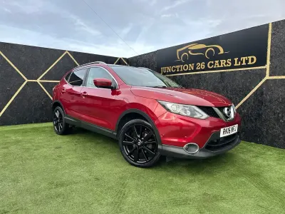 Used Nissan Qashqai Tekna 115 HP (84 kW) 2016 Red SUV