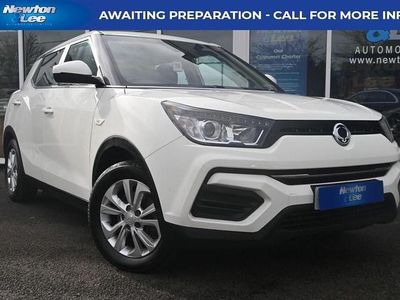 Used Ssangyong (KGM) Tivoli 128 HP (94 kW) 2019 White SUV