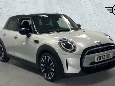 Used Mini Cooper Exclusive 134 HP (98 kW) 2022 Silver Hatchback