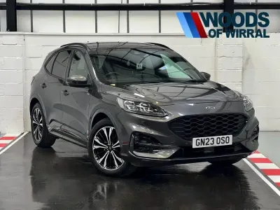 Usado Ford Kuga ST-Line X 190 CV (139 kW) 2023 Gris SUV