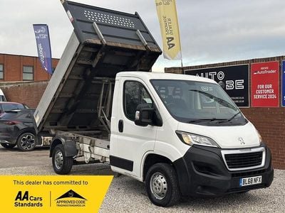 White Used 2018 Peugeot Boxer Business-Line Van | £9,990 (Fair price)