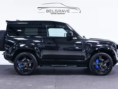 Gebraucht Land Rover Defender SE Dynamic 250 PS (183 kW) 2022 Schwarz SUV