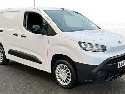 Used Toyota Proace City City 100 HP (73 kW) 2025 MPV