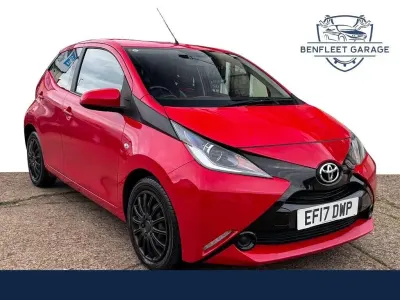 Used Toyota Aygo X-play 69 HP (50 kW) 2017 Red Hatchback