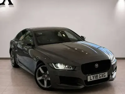 Used Jaguar XE Ingenium 200 HP (147 kW) 2019 Sedan