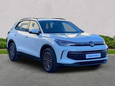 New VW Tiguan Life 150 HP (110 kW) 2025 White SUV