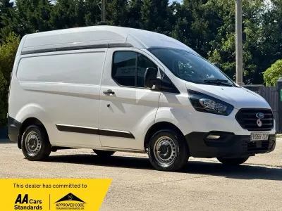 Used Ford Transit Custom 105 HP (77 kW) 2019 White Van