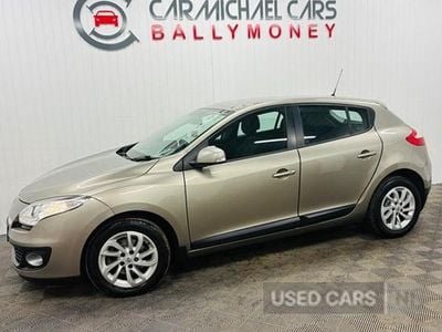 Used Renault Mégane III Expression+ 110 HP (80 kW) 2012 Beige Hatchback