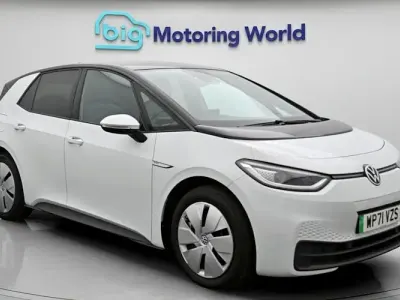 Used VW ID.3 Pro 106 kW (145 HP) 2022 White Hatchback