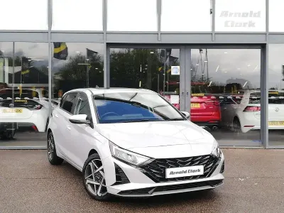 Used Hyundai i20 Ultimate 100 HP (73 kW) 2025 Grey Hatchback