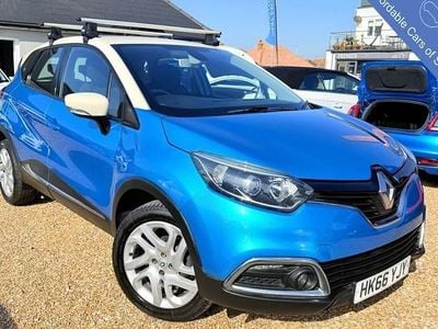 Used Renault Captur Dynamique 90 HP (66 kW) 2016 Blue SUV