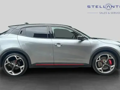 Used Alfa Romeo Junior Veloce 202 kW (276 HP) 2025 Grey SUV