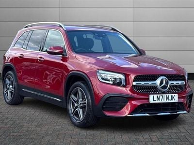 Mercedes GLB220