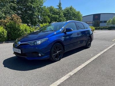 Toyota Auris Hybrid