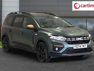 Used Dacia Jogger Extreme 140 HP (102 kW) 2025 Green MPV