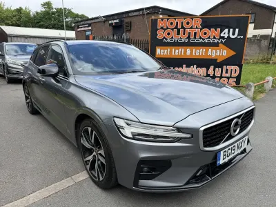 Used Volvo V60 R-Design 187 HP (137 kW) 2019 Grey Estate