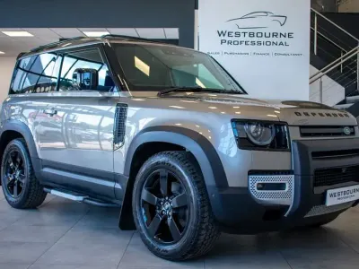 Used Land Rover Defender HSE 250 HP (183 kW) 2022 Silver SUV