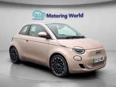 Used Fiat 500e La Prima 86 kW (118 HP) 2022 Gold Hatchback