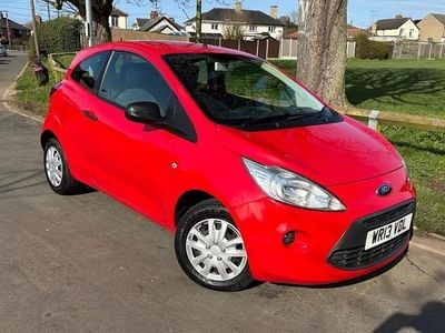 Used Ford Ka Studio 69 HP (50 kW) 2013 Red Hatchback