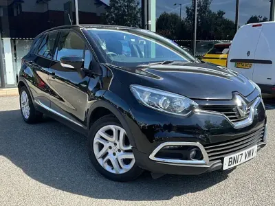 Used Renault Captur Dynamique 90 HP (66 kW) 2016 SUV