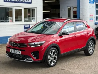 New Kia Stonic GT-Line 98 HP (72 kW) 2025 Red SUV