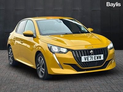 Used Peugeot 208 Allure Premium 102 HP (75 kW) 2021 Yellow Hatchback
