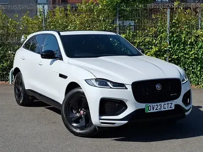 Usado Jaguar F-Pace R-Dynamic 404 HP (297 kW) 2023 Branco SUV