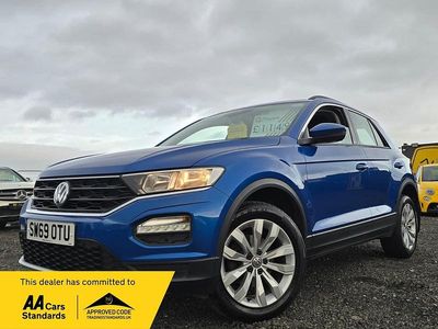 Blue Used 2019 VW T-Roc SE SUV | £11,495 (Fair price)