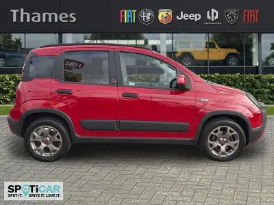 Used Fiat Panda Red 70 HP (51 kW) 2023 Red Hatchback