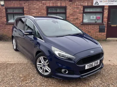 Używany Ford S-MAX Sport 150 KM (110 kW) 2016 Niebieski Minivan