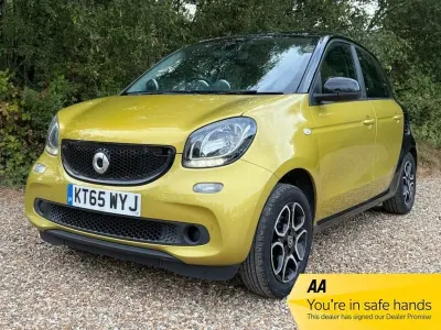 Used Smart ForFour Premium 90 HP (66 kW) 2016 Yellow Hatchback