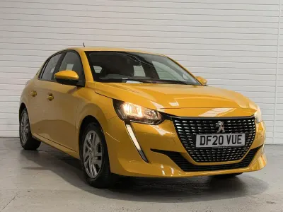 Used Peugeot 208 Active 75 HP (55 kW) 2020 Yellow Hatchback