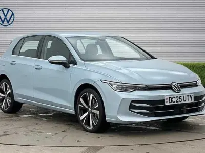 Second-hand VW Golf VIII 204 CP (150 kW) 2025