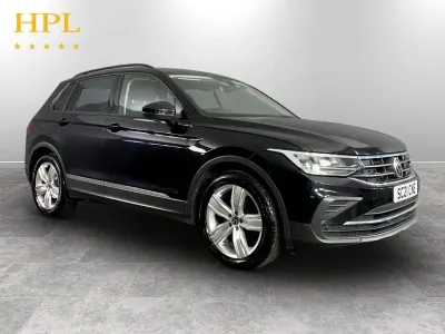 Używany VW Tiguan Life 150 KM (110 kW) 2021 Czarny SUV