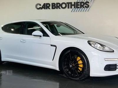 Used Porsche Panamera 300 HP (220 kW) 2014 White Hatchback
