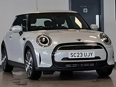 Used Mini Cooper Exclusive 136 HP (100 kW) 2023 Nanuq white Hatchback