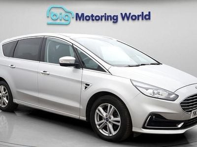 Used Ford S-MAX Titanium 190 HP (139 kW) 2022 Silver MPV