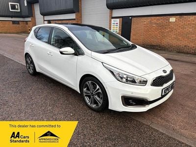 White Used 2017 Kia Ceed Hatchback | £8,295 (A bit pricey)