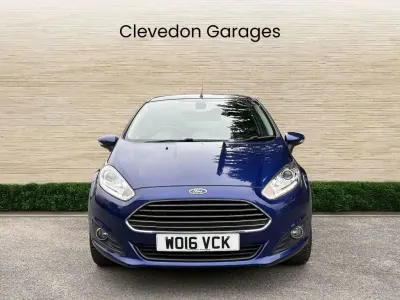 Used Ford Fiesta Titanium 100 HP (73 kW) 2016 Blue Hatchback