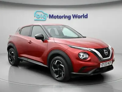 Używany Nissan Juke N-Connecta 114 KM (83 kW) 2023 Czerwony SUV