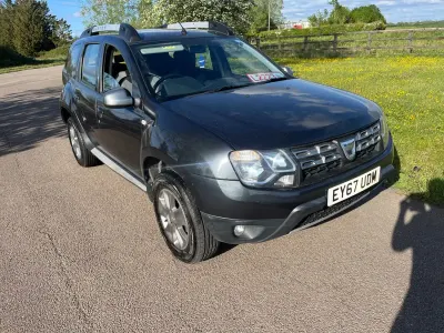 Second-hand Dacia Duster Lauréate 2017 Gri SUV