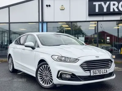 Used Ford Mondeo Titanium 150 HP (110 kW) 2021 White Hatchback