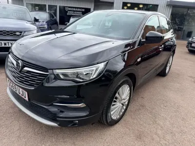 Used Vauxhall Grandland X Sport 130 HP (95 kW) 2019 Black SUV