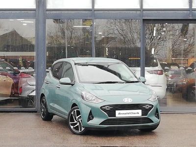Used Hyundai i10 Premium 84 HP (61 kW) 2025 Green Hatchback