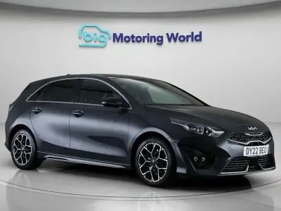 Begagnad Kia Ceed GT-Line 160 HK (117 kW) 2022 Grå Halvkombi