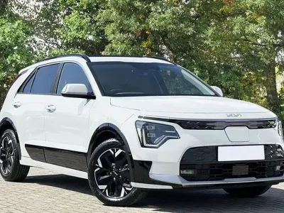 Usado Kia e-Niro 150 kW (204 CV) 2023 Blanco SUV