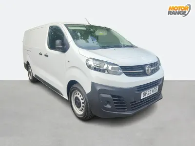 Used Vauxhall Vivaro 100 HP (73 kW) 2023 White MPV